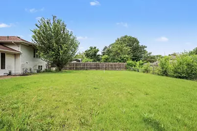 1436 W 94th Avenue, Crown Point, IN 46307 - Photo 13