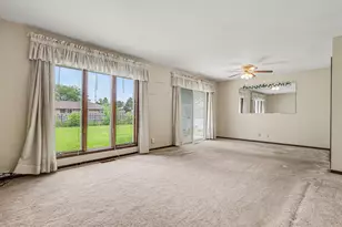 1436 W 94th Ave, Crown Point, IN 46307 - Photo 3