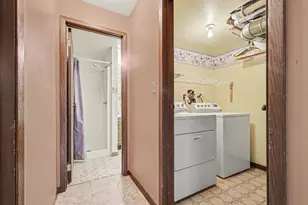 1436 W 94th Ave, Crown Point, IN 46307 - Photo 11