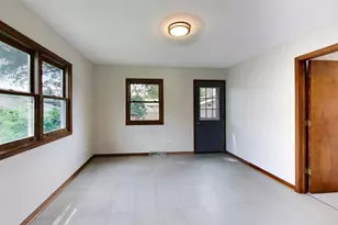 226 N Jay St, Griffith, IN 46319 - Photo 9