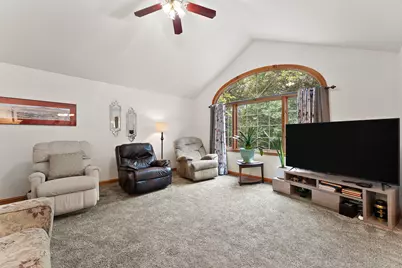 10856 N Makeever Drive E, Demotte, IN 46310 - Photo 5