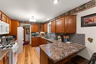 10856 N Makeever Dr E, Demotte, IN 46310 - Photo 9