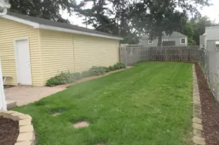 8322 White Oak Ave, Munster, IN 46321 - Photo 19