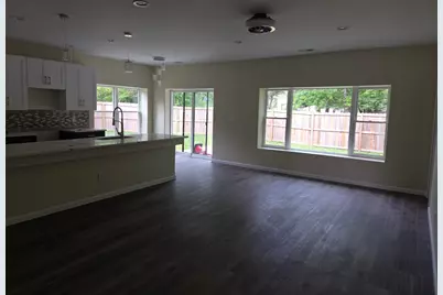 2270 S Shelby Street, Lake Station, IN 46405 - Photo 5