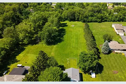 81 E Division Road, Valparaiso, IN 46383 - Photo 35