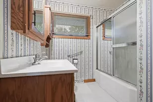 748 N Jay St, Griffith, IN 46319 - Photo 13
