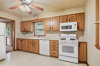 748 N Jay Street, Griffith, IN 46319 - Photo 5
