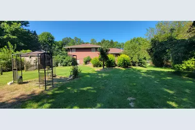 4909 N Brookside Drive, Michigan City, IN 46360 - Photo 17
