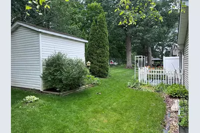 4411 W 92nd Place, Merrillville, IN 46410 - Photo 3