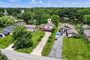 1697 Sunnyslope Dr, Crown Point, IN 46307 - Photo 17