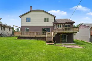 1697 Sunnyslope Dr, Crown Point, IN 46307 - Photo 13