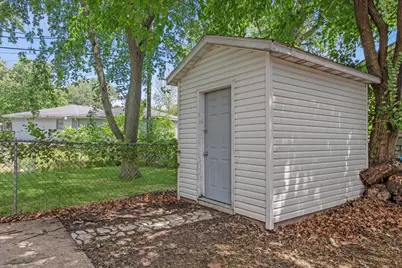 3560 W 78th Avenue, Merrillville, IN 46410 - Photo 13