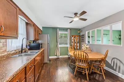 3560 W 78th Avenue, Merrillville, IN 46410 - Photo 5