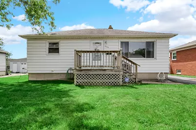 7638 Missouri Avenue, Hammond, IN 46323 - Photo 1