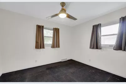 7638 Missouri Avenue, Hammond, IN 46323 - Photo 13