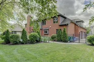 9937 Tanglewood Ct, Munster, IN 46321 - Photo 57