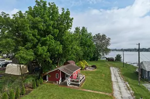 11710 W South Park Rd, Kewanna, IN 46939 - Photo 7