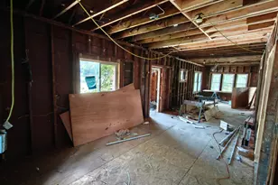 834 E 41st Ave, Gary, IN 46409 - Photo 7