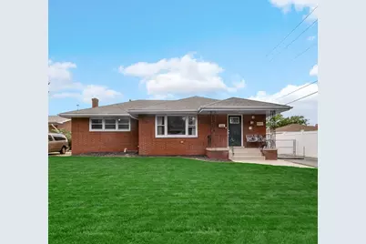 8340 Cottage Grove Place, Highland, IN 46322 - Photo 1