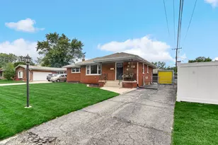 8340 Cottage Grove Pl, Highland, IN 46322 - Photo 17