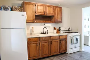 1203 6th St, La Porte, IN 46350 - Photo 9