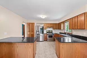 6297 Victory Ave, Portage, IN 46368 - Photo 9