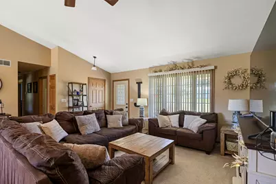 3381 E 300 S, La Porte, IN 46350 - Photo 7
