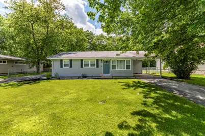 834 S Cline Avenue, Griffith, IN 46319 - Photo 1