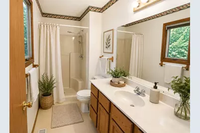 652 W Kolar Drive, La Porte, IN 46350 - Photo 17