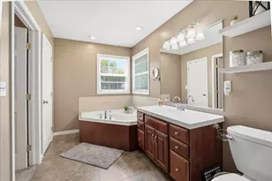 518 Golden Rain Ct, Demotte, IN 46310 - Photo 27