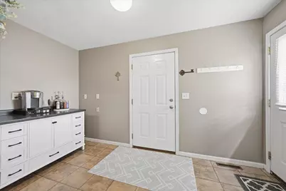 518 Golden Rain Court, Demotte, IN 46310 - Photo 17