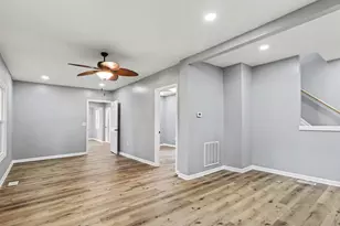 2790 Emerson St, Portage, IN 46368 - Photo 7