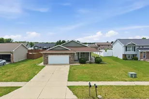 320 Ironwood St NW, Demotte, IN 46310 - Photo 3