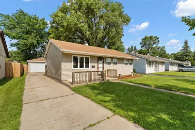 8124 Sycamore Avenue, Highland, IN 46322 - Photo 3