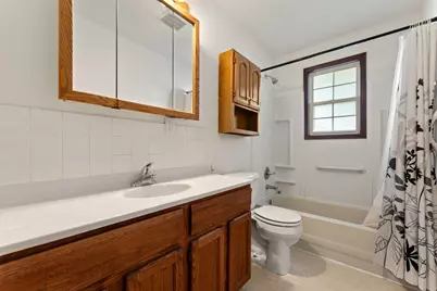 8124 Sycamore Avenue, Highland, IN 46322 - Photo 11