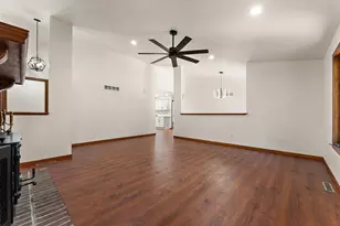 1811 N Country Ln, Michigan City, IN 46360 - Photo 5