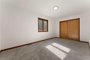 1811 N Country Ln, Michigan City, IN 46360 - Photo 17