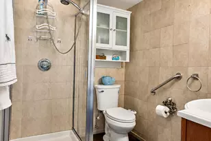 8205 Oakwood Ave, Munster, IN 46321 - Photo 21