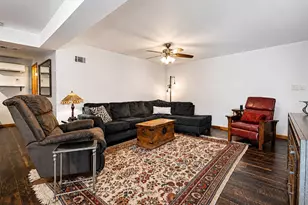 8205 Oakwood Ave, Munster, IN 46321 - Photo 19