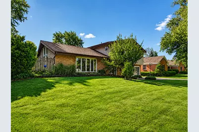 8205 Oakwood Avenue, Munster, IN 46321 - Photo 3