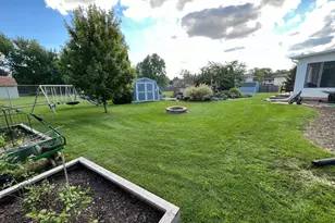 102 Beech Ct, Hebron, IN 46341 - Photo 25