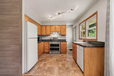 612 S Jackson Boulevard, Chesterton, IN 46304 - Photo 13