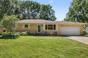 612 S Jackson Blvd, Chesterton, IN 46304 - Photo 3