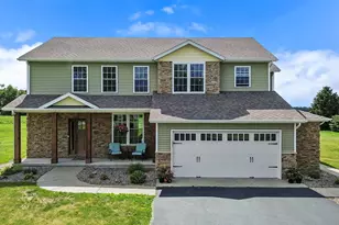 11126 N 1000 W, Demotte, IN 46310 - Photo 1