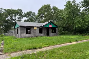1164 Decatur St, Gary, IN 46403 - Photo 3
