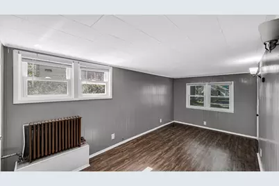 112 W 13th Street, La Porte, IN 46350 - Photo 9