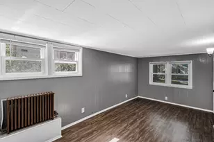 112 W 13th St, La Porte, IN 46350 - Photo 9