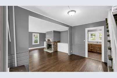 112 W 13th Street, La Porte, IN 46350 - Photo 5