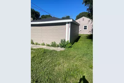 7547 Beech Avenue, Hammond, IN 46324 - Photo 3