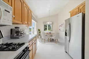 1582 Lilac Ct, Hobart, IN 46342 - Photo 7